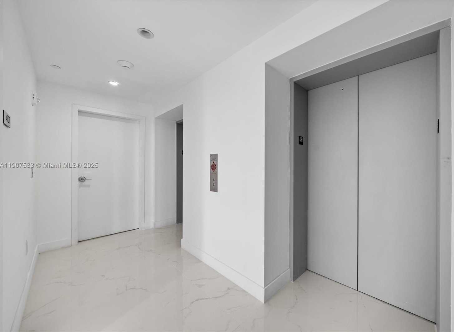 Small Image of 700 NORTH EAST 24 #2607, Miami Number 58