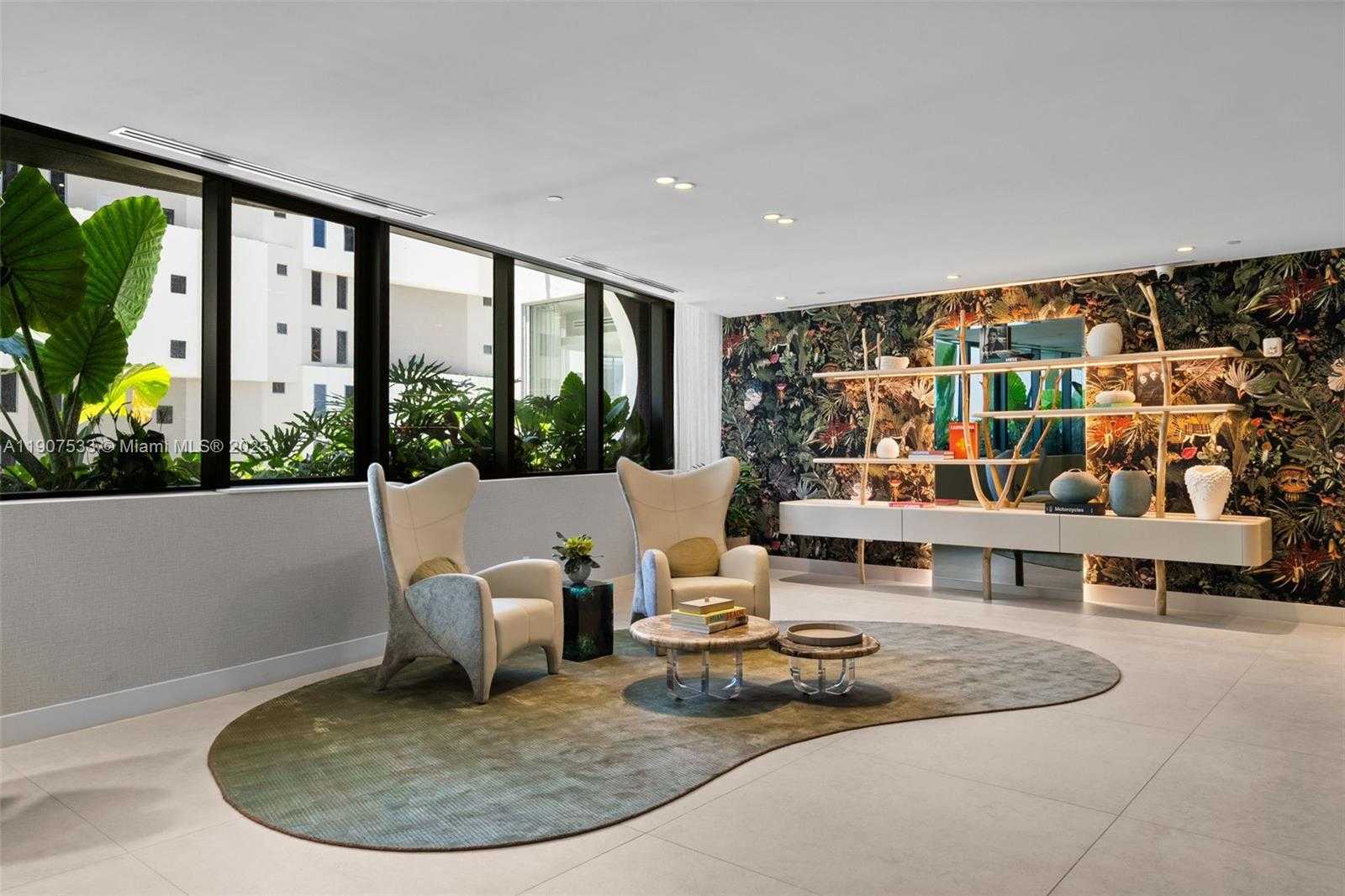 Small Image of 700 NORTH EAST 24 #2607, Miami Number 61