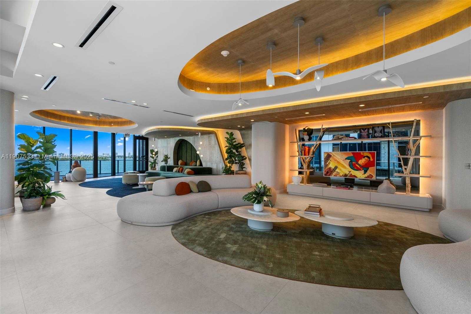 Small Image of 700 NORTH EAST 24 #2607, Miami Number 65