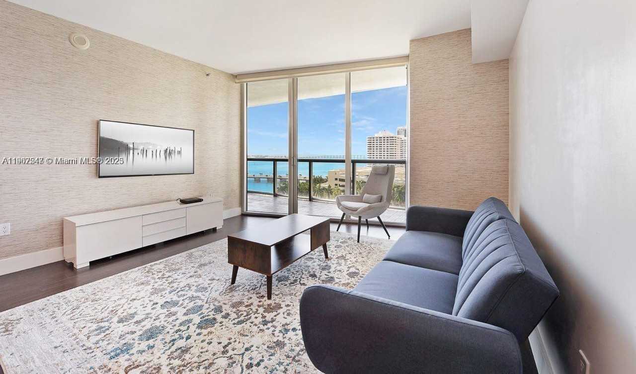 Small Image of 495 BRICKELL AVE #1109, Miami Number 3
