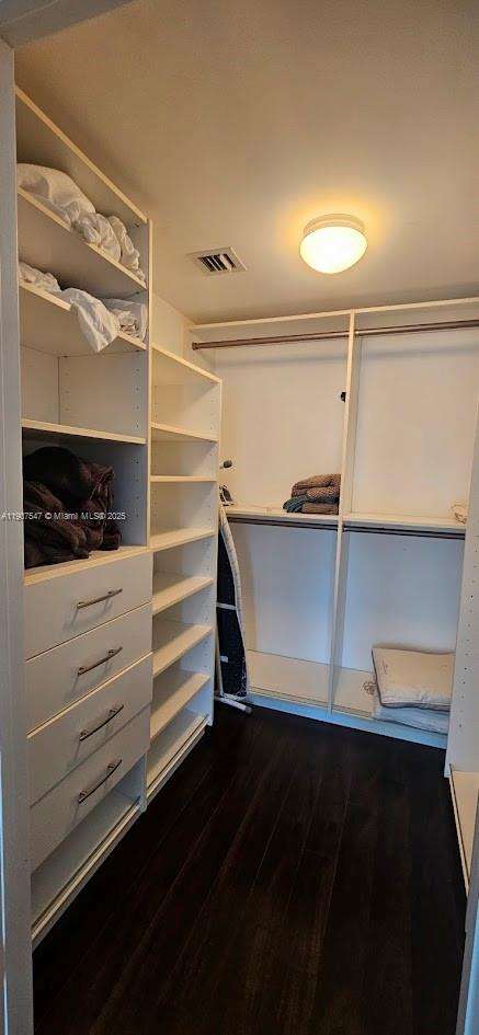 Small Image of 495 BRICKELL AVE #1109, Miami Number 7