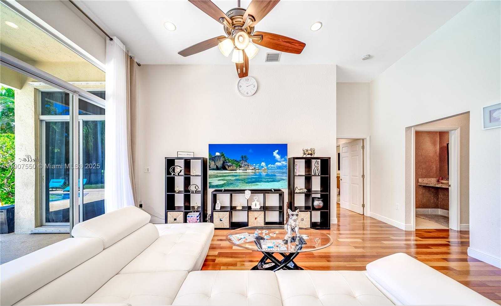 Small Image of 1241 SOUTH 13TH AVE #1241, Hollywood Number 17