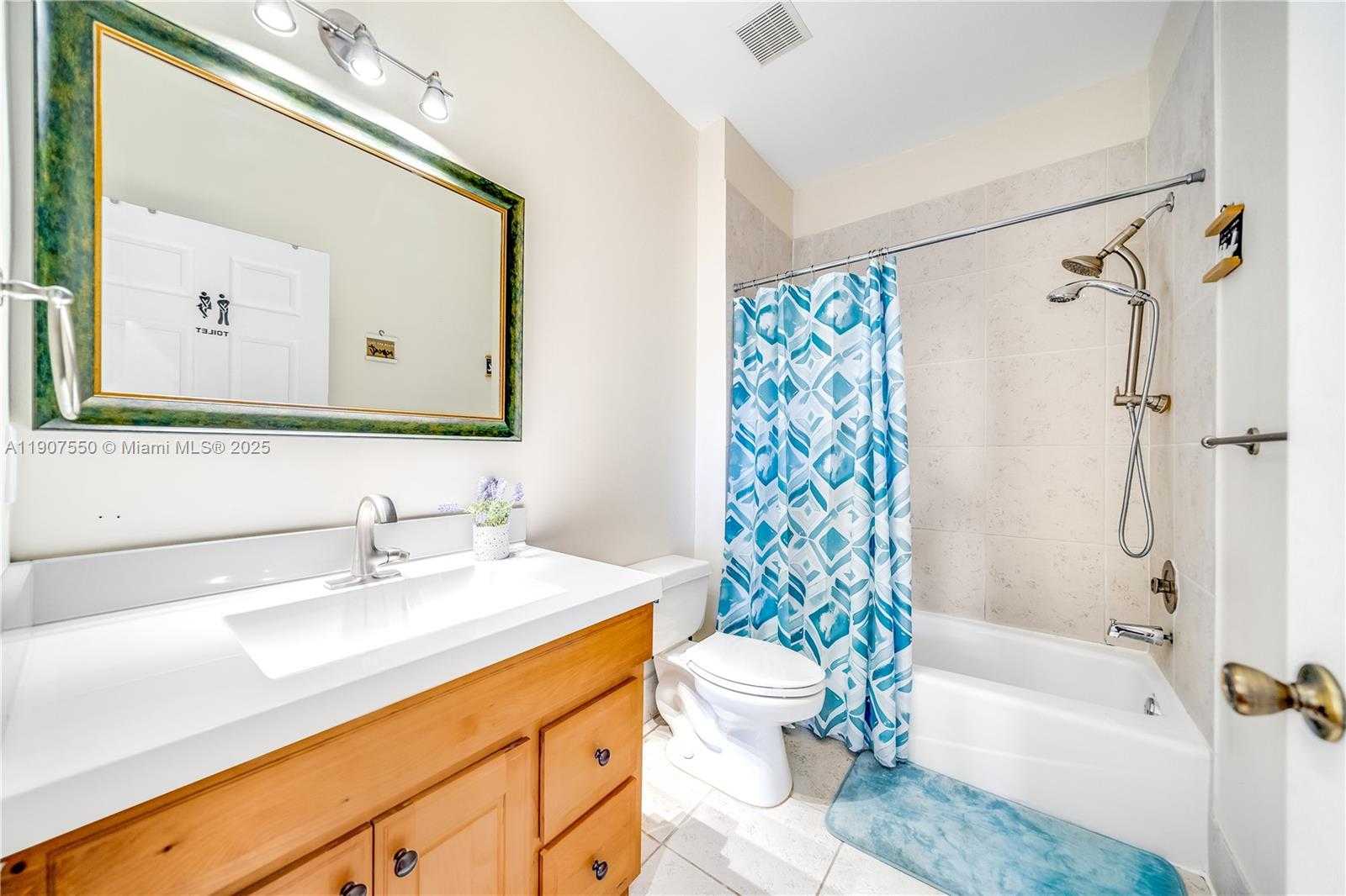 Small Image of 1241 SOUTH 13TH AVE #1241, Hollywood Number 25