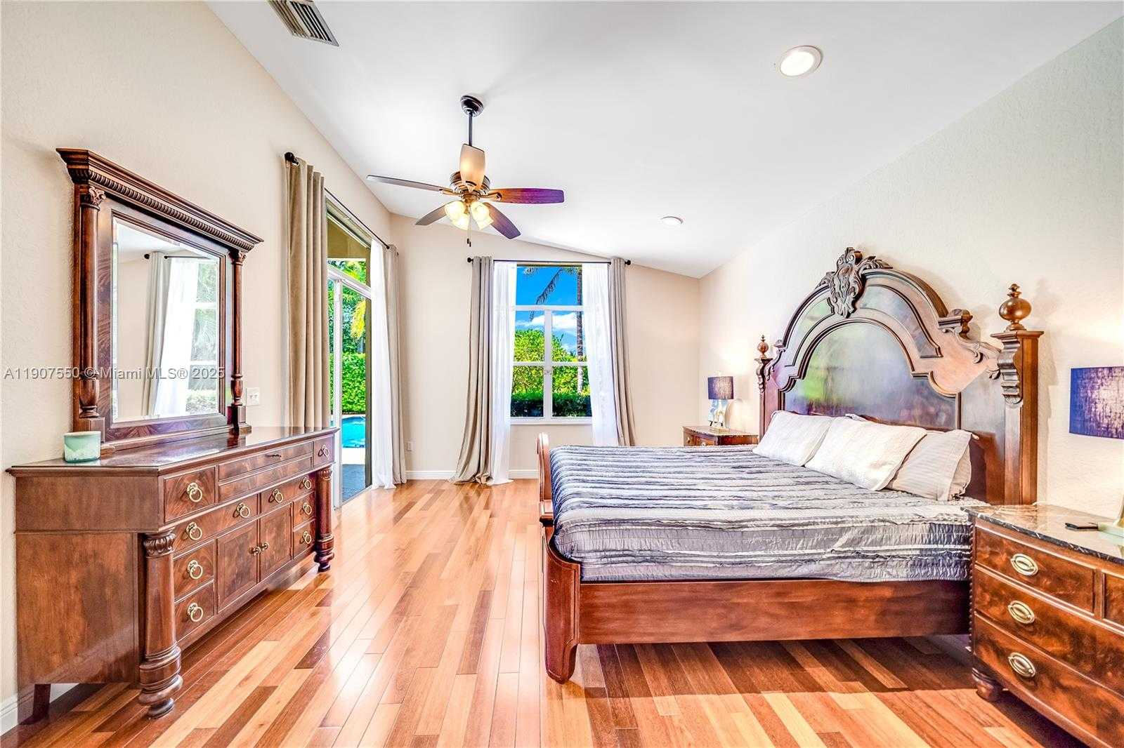 Small Image of 1241 SOUTH 13TH AVE #1241, Hollywood Number 30