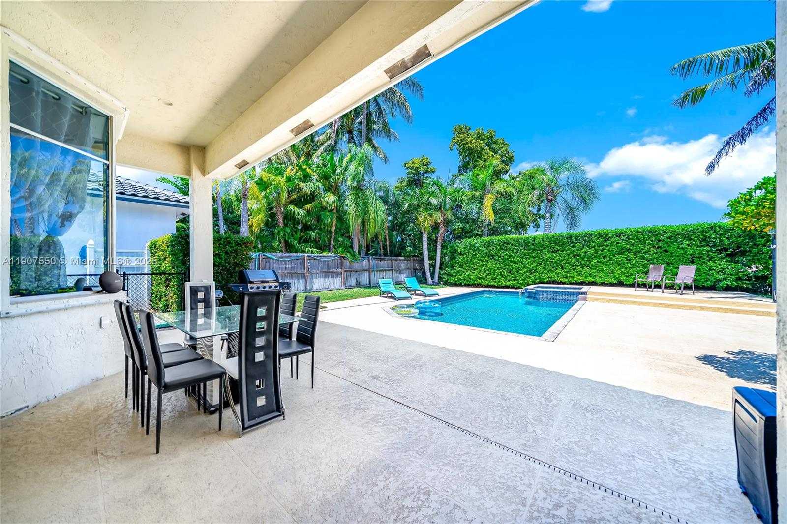 Small Image of 1241 SOUTH 13TH AVE #1241, Hollywood Number 35