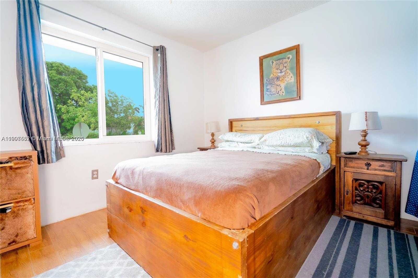 Small Image of 8844 NORTH WEST 113TH ST, Hialeah Gardens Number 8