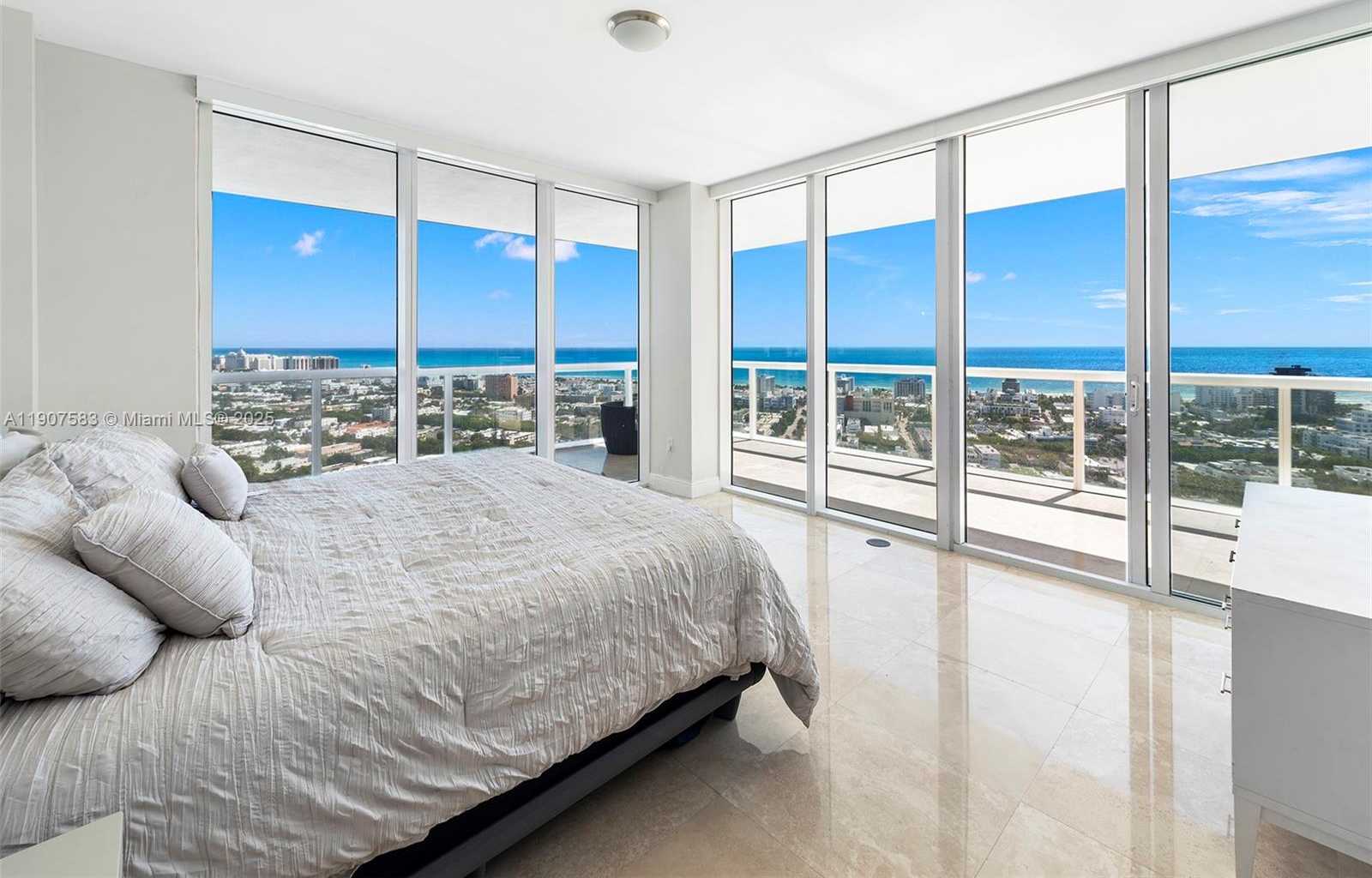 Small Image of 450 ALTON RD #3010, Miami Beach Number 16