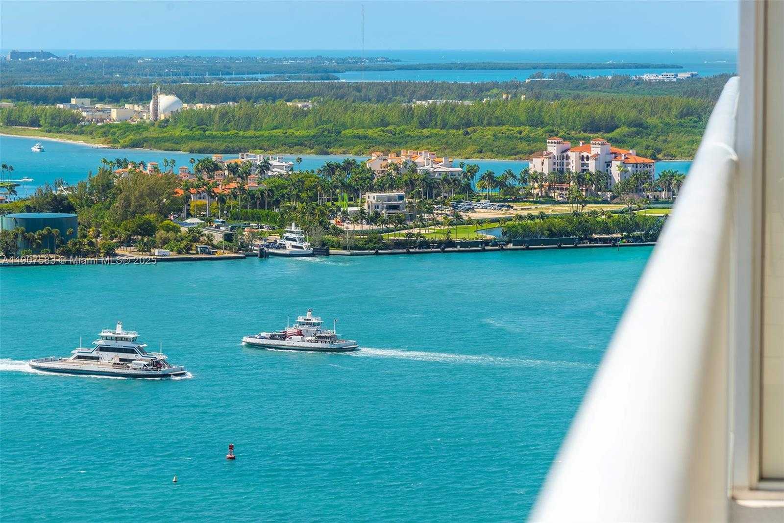 Small Image of 450 ALTON RD #3010, Miami Beach Number 2