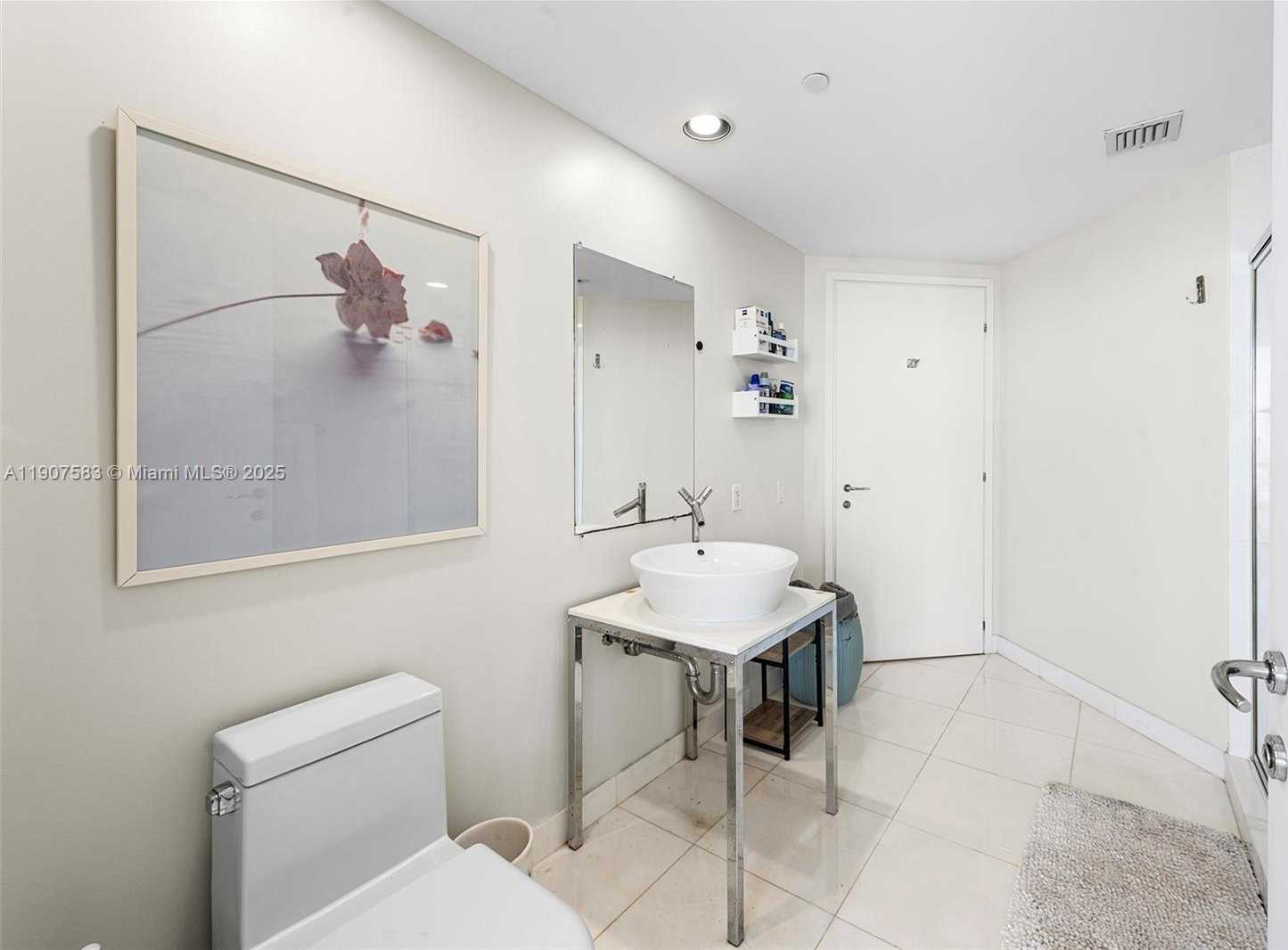 Small Image of 450 ALTON RD #3010, Miami Beach Number 35