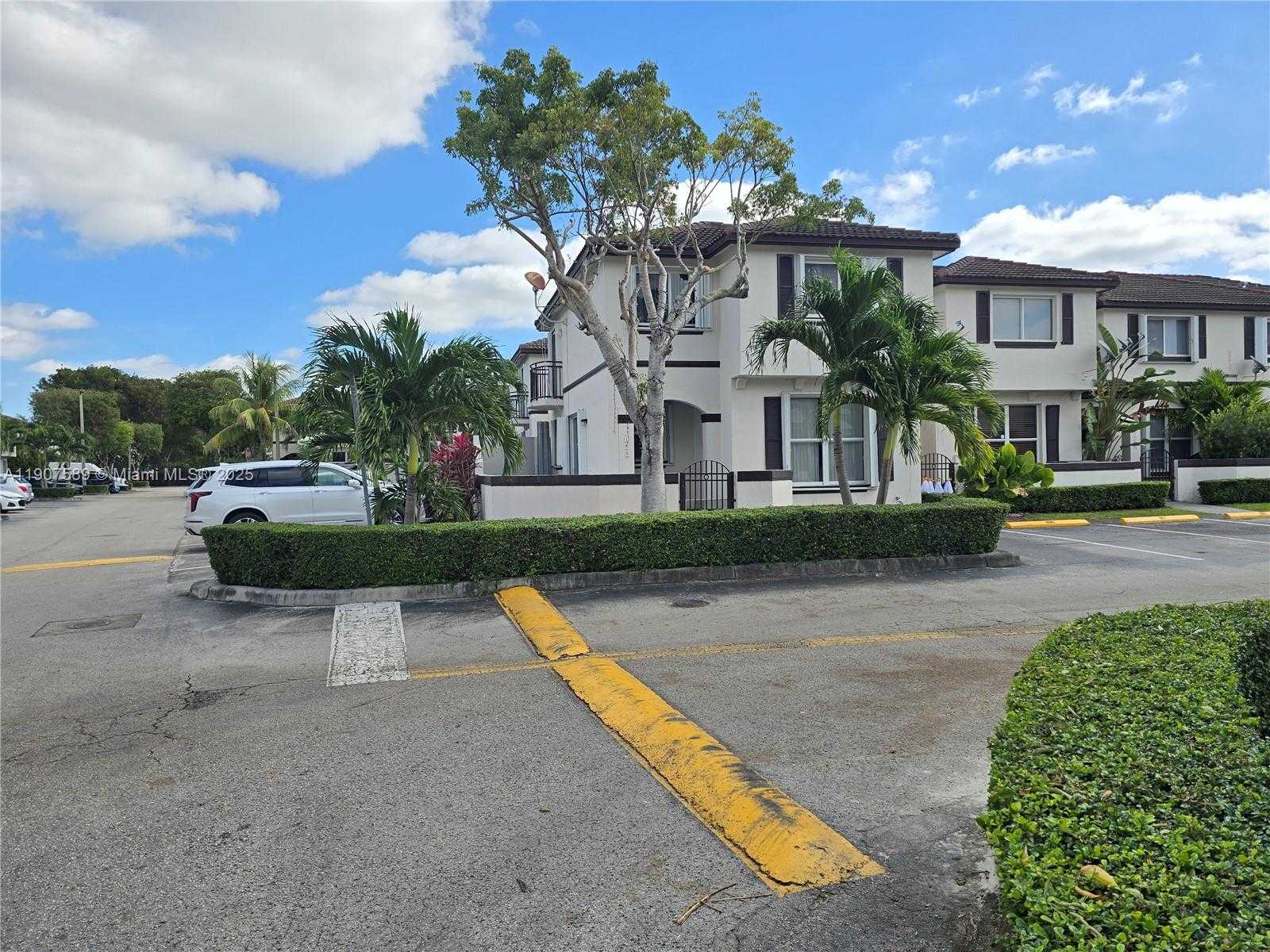 Small Image of 8575 SOUTH WEST 152ND AVE #185, Miami Number 2