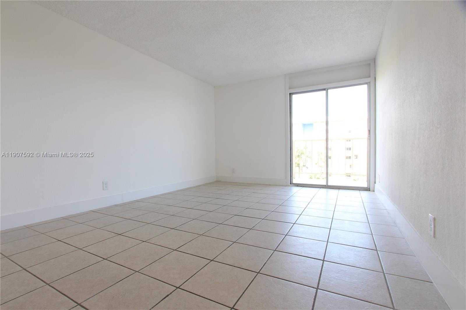Small Image of 801 NORTH WEST 47TH AVE #615W, Miami Number 7