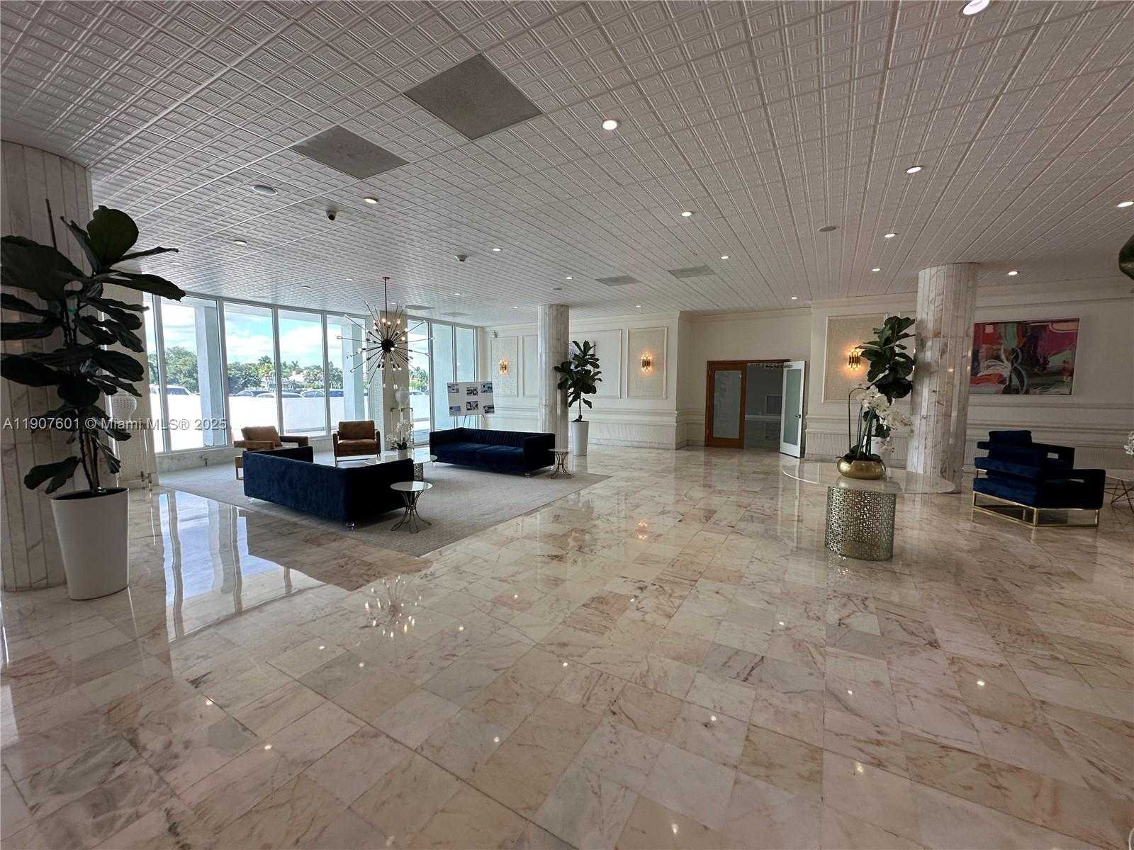 Small Image of 5750 COLLINS AVE #12D, Miami Beach Number 20