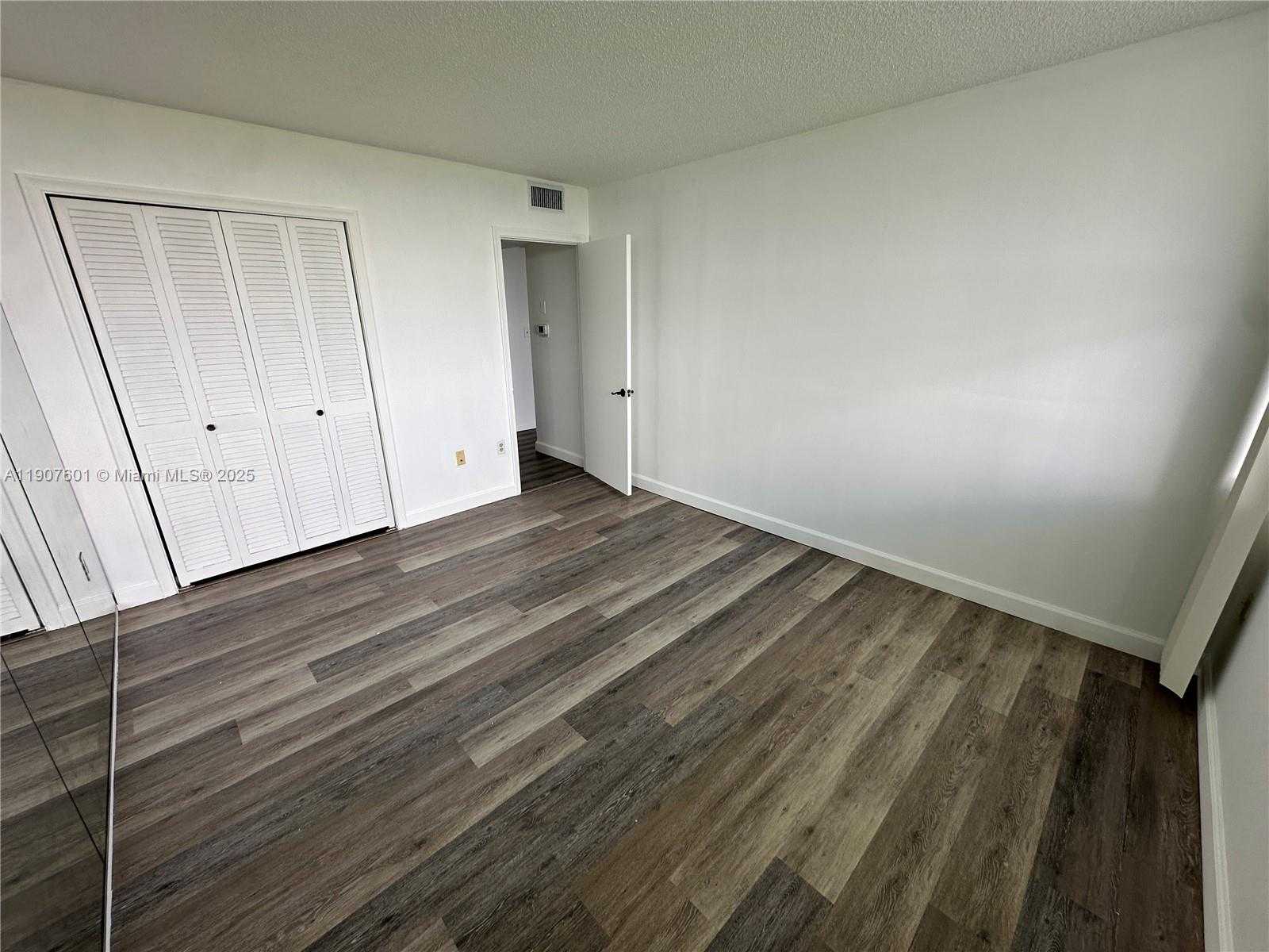Small Image of 5750 COLLINS AVE #12D, Miami Beach Number 5