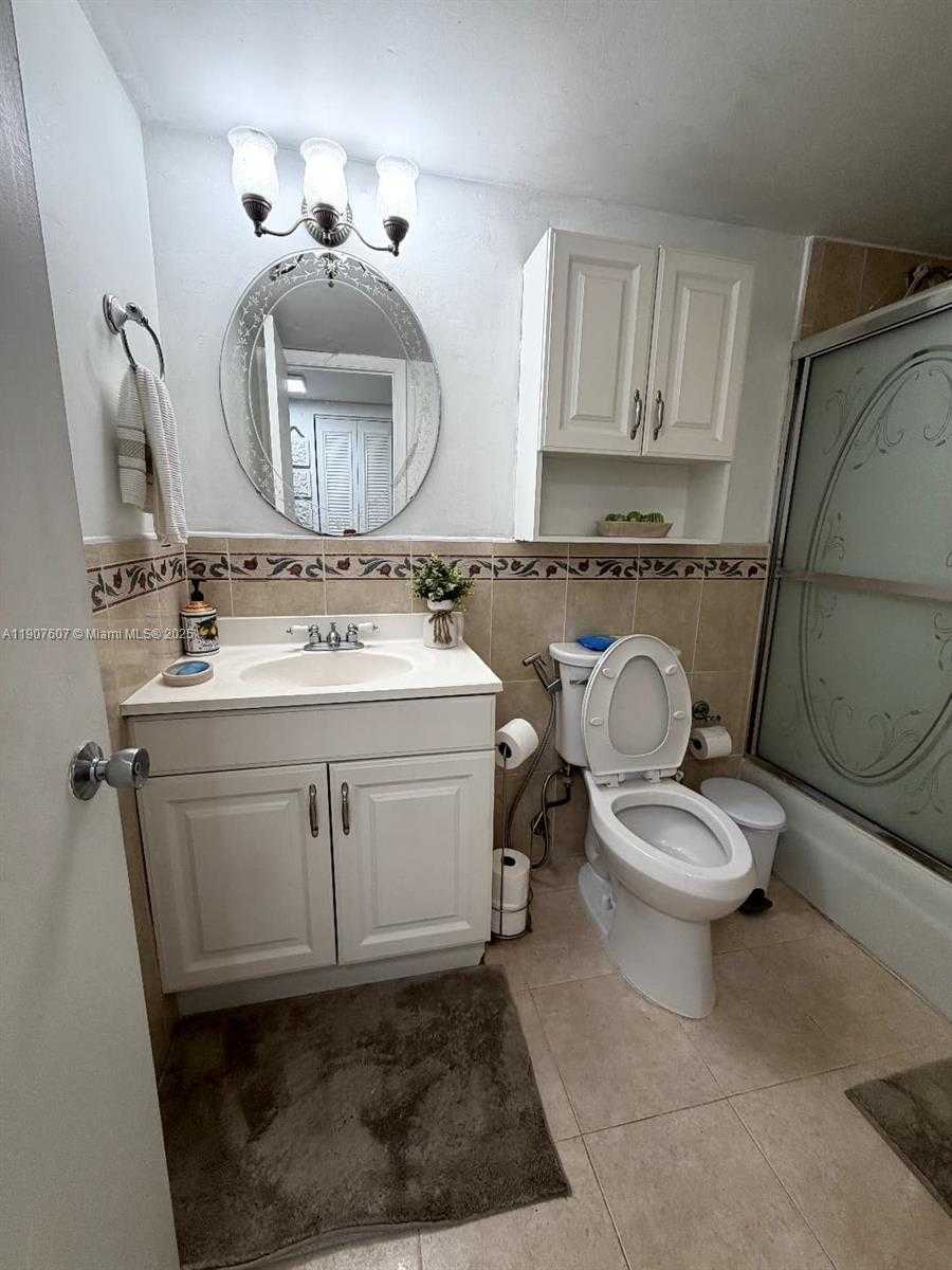 Small Image of 14321 NORTH KENDALL DR #104F, Miami Number 18