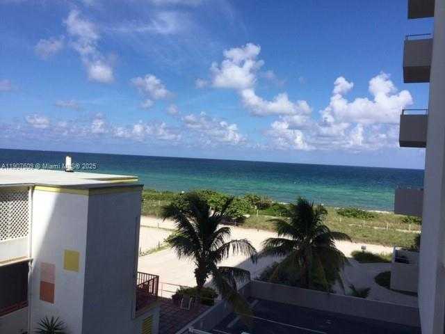 Small Image of 9225 COLLINS AVE #403, Surfside Number 7