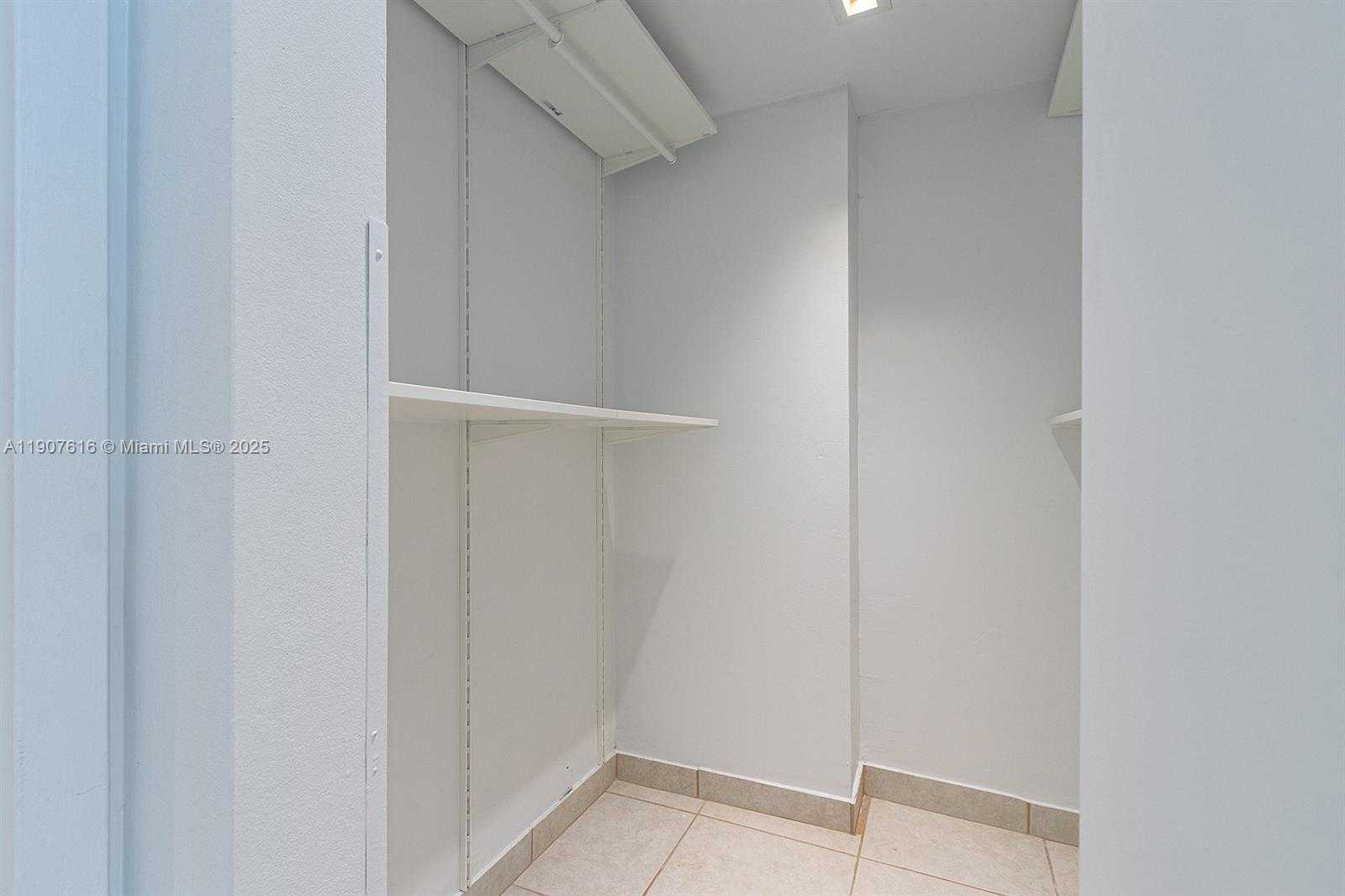 Small Image of 2821 NORTH MIAMI BEACH BLVD #6Q, North Miami Beach Number 12