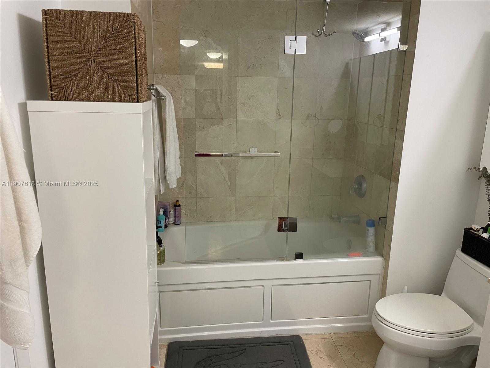 Small Image of 1800 NORTH BAYSHORE DR #2106, Miami Number 20