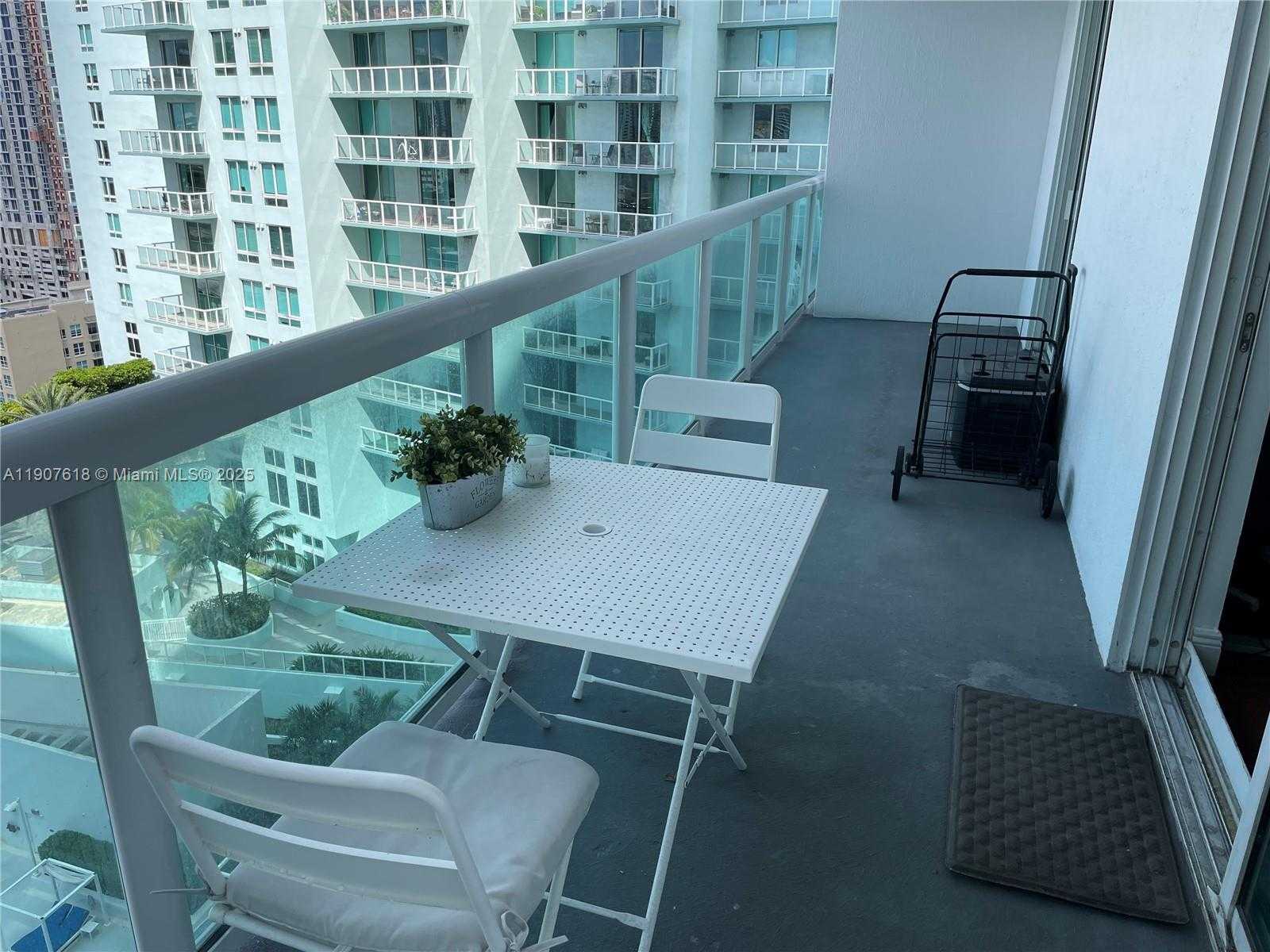 Small Image of 1800 NORTH BAYSHORE DR #2106, Miami Number 6