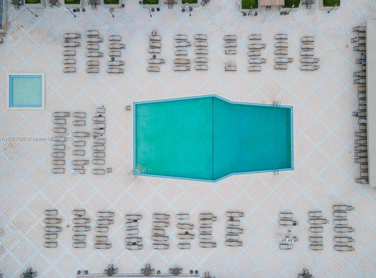 Small Image of 1965 SOUTH OCEAN DR #11 P, Hallandale Beach Number 25