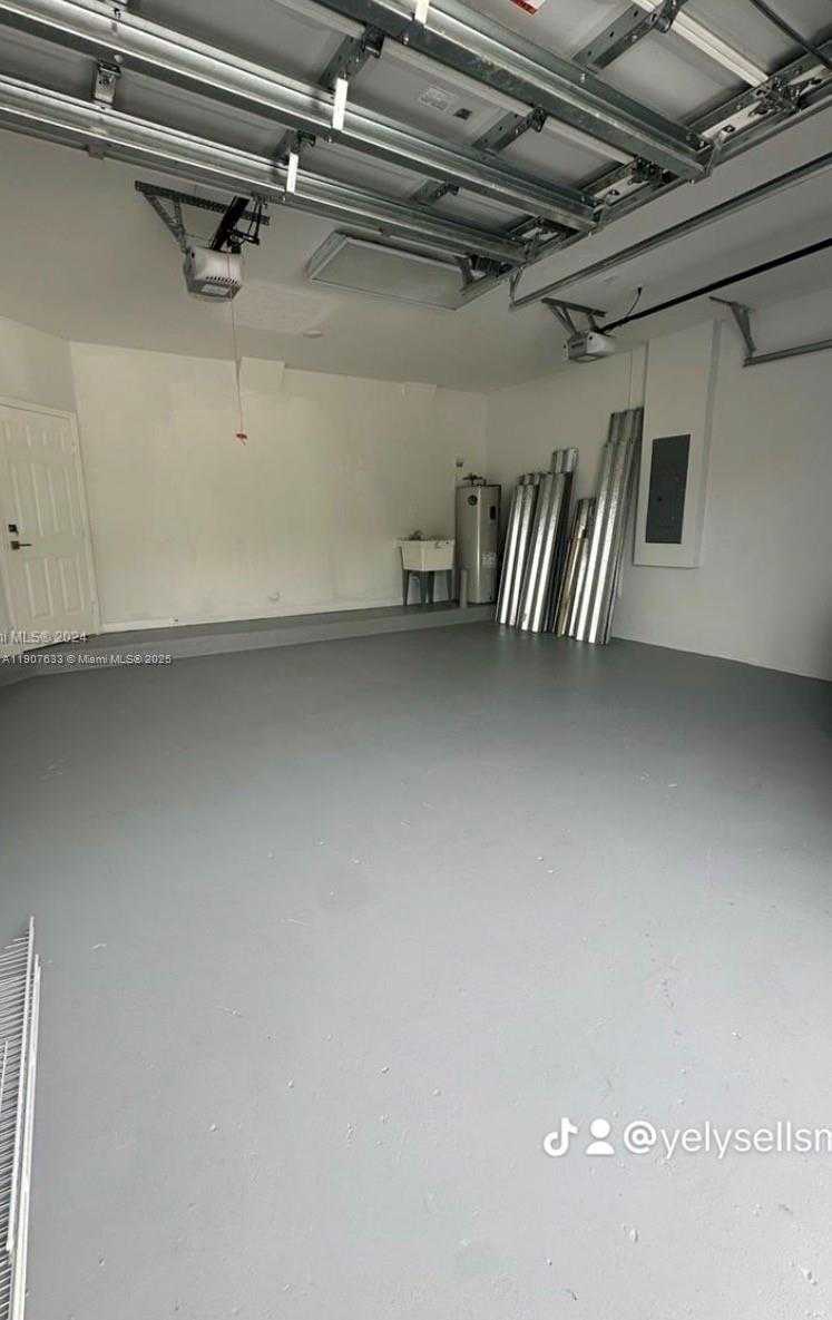 Small Image of 16314 SOUTH WEST 61ST LN, Miami Number 28