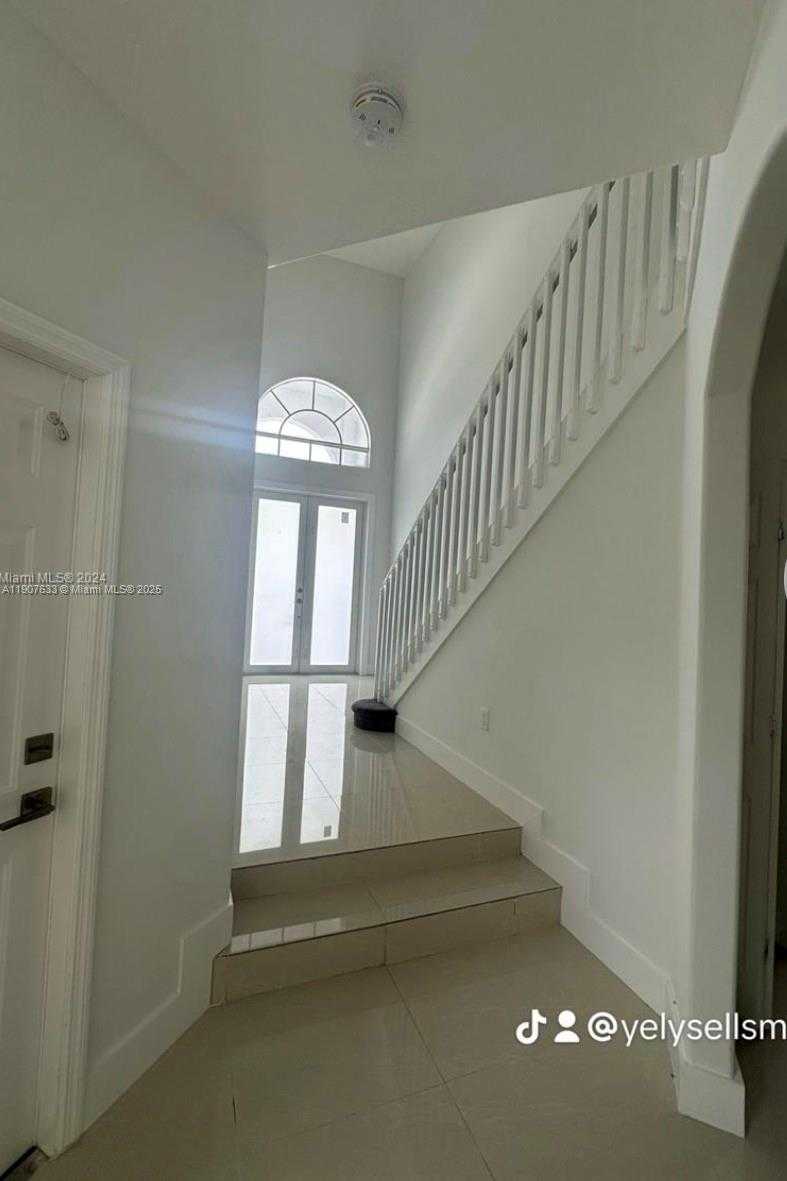 Small Image of 16314 SOUTH WEST 61ST LN, Miami Number 3