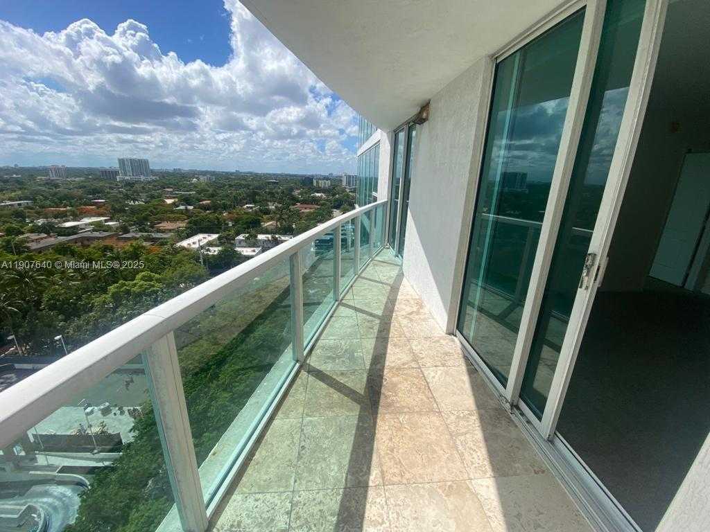Small Image of 2101 BRICKELL AVE #1211, Miami Number 2