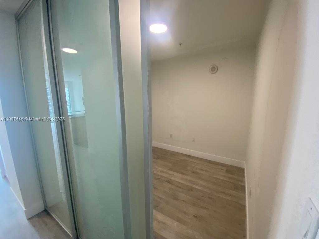 Small Image of 1111 SOUTH WEST 1ST AVE #2217-N, Miami Number 6