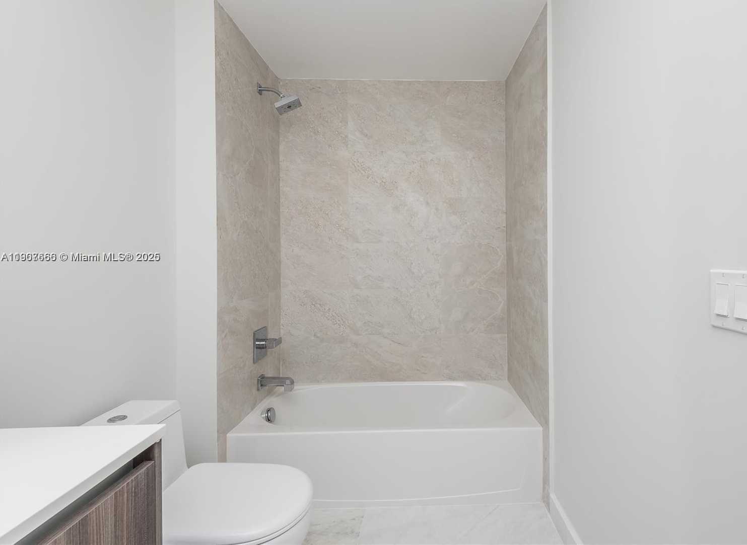 Small Image of 488 NORTH EAST 18TH ST #1815, Miami Number 23