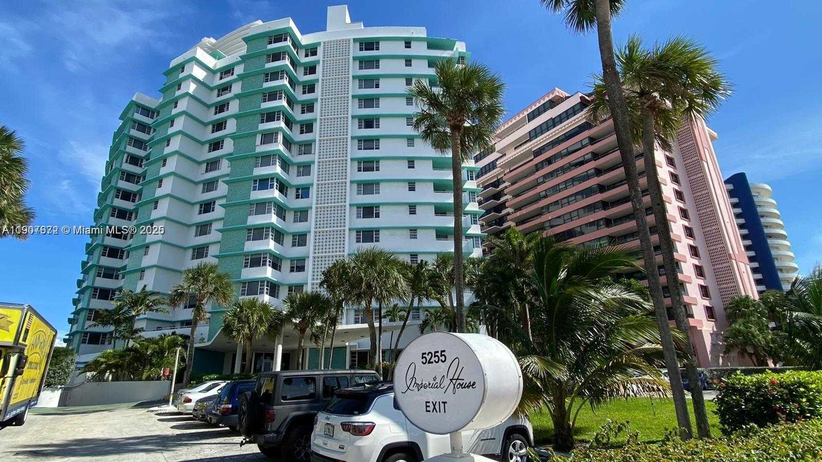 Small Image of 5255 COLLINS AVE #7B, Miami Beach Number 1