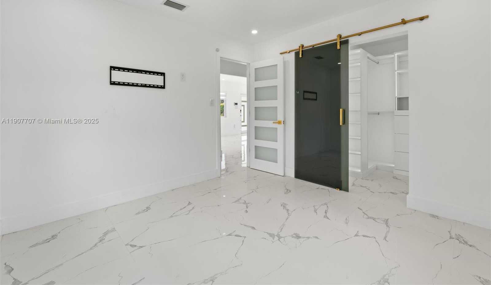 Small Image of 8761 SOUTH WEST 34TH ST #8761, Miami Number 13