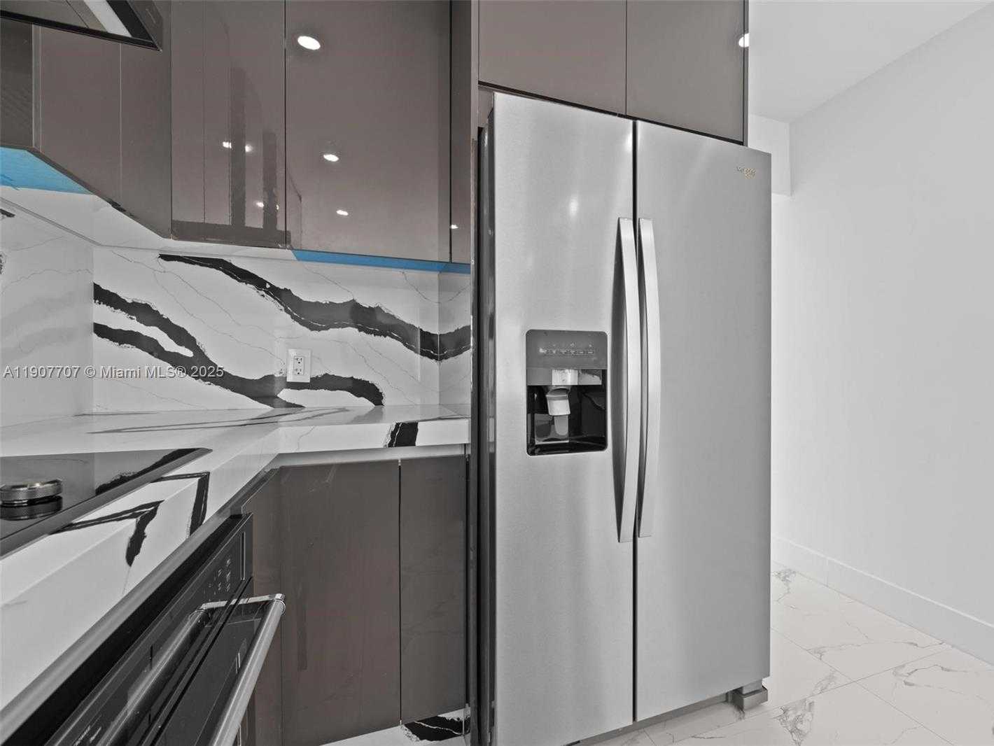 Small Image of 8761 SOUTH WEST 34TH ST #8761, Miami Number 2