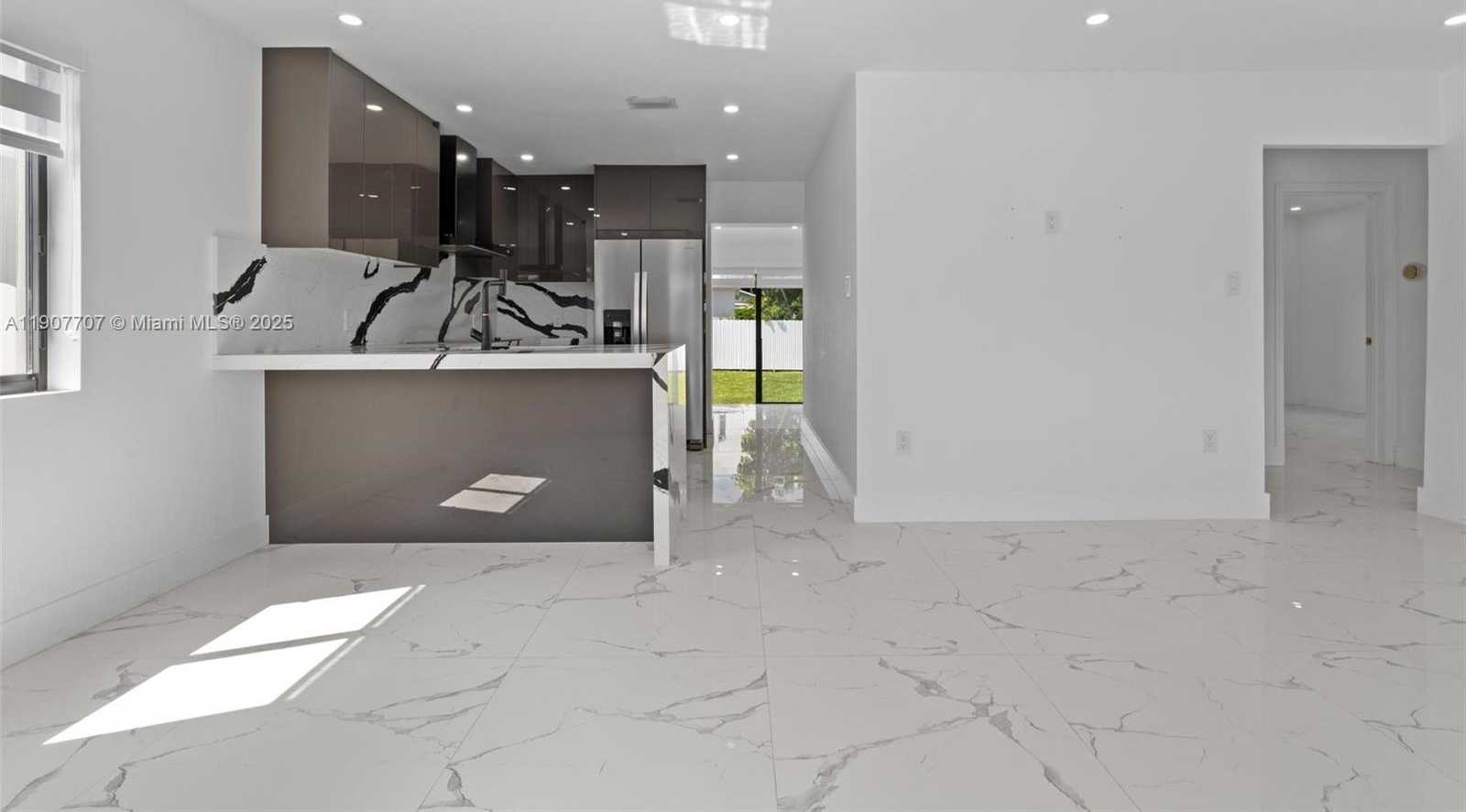 Small Image of 8761 SOUTH WEST 34TH ST #8761, Miami Number 3