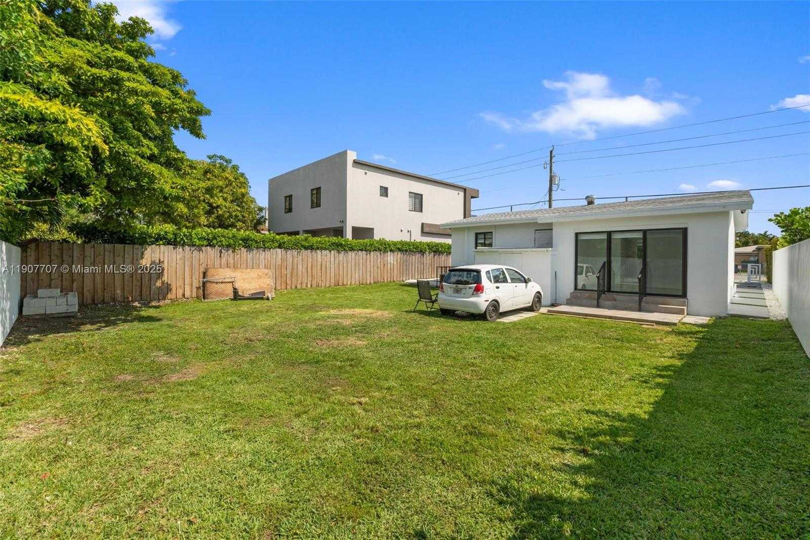 Small Image of 8761 SOUTH WEST 34TH ST #8761, Miami Number 8