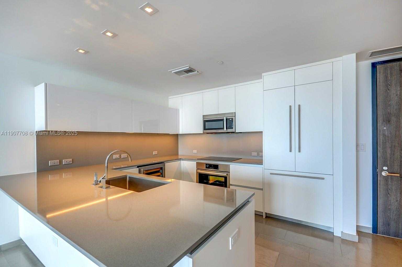 Small Image of 88 SOUTH WEST 7TH ST #2503, Miami Number 22