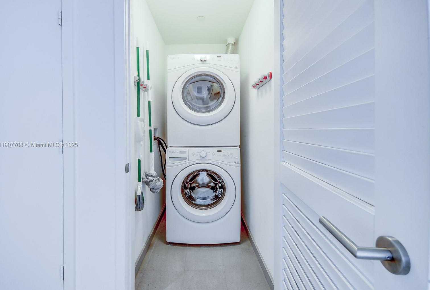 Small Image of 88 SOUTH WEST 7TH ST #2503, Miami Number 25