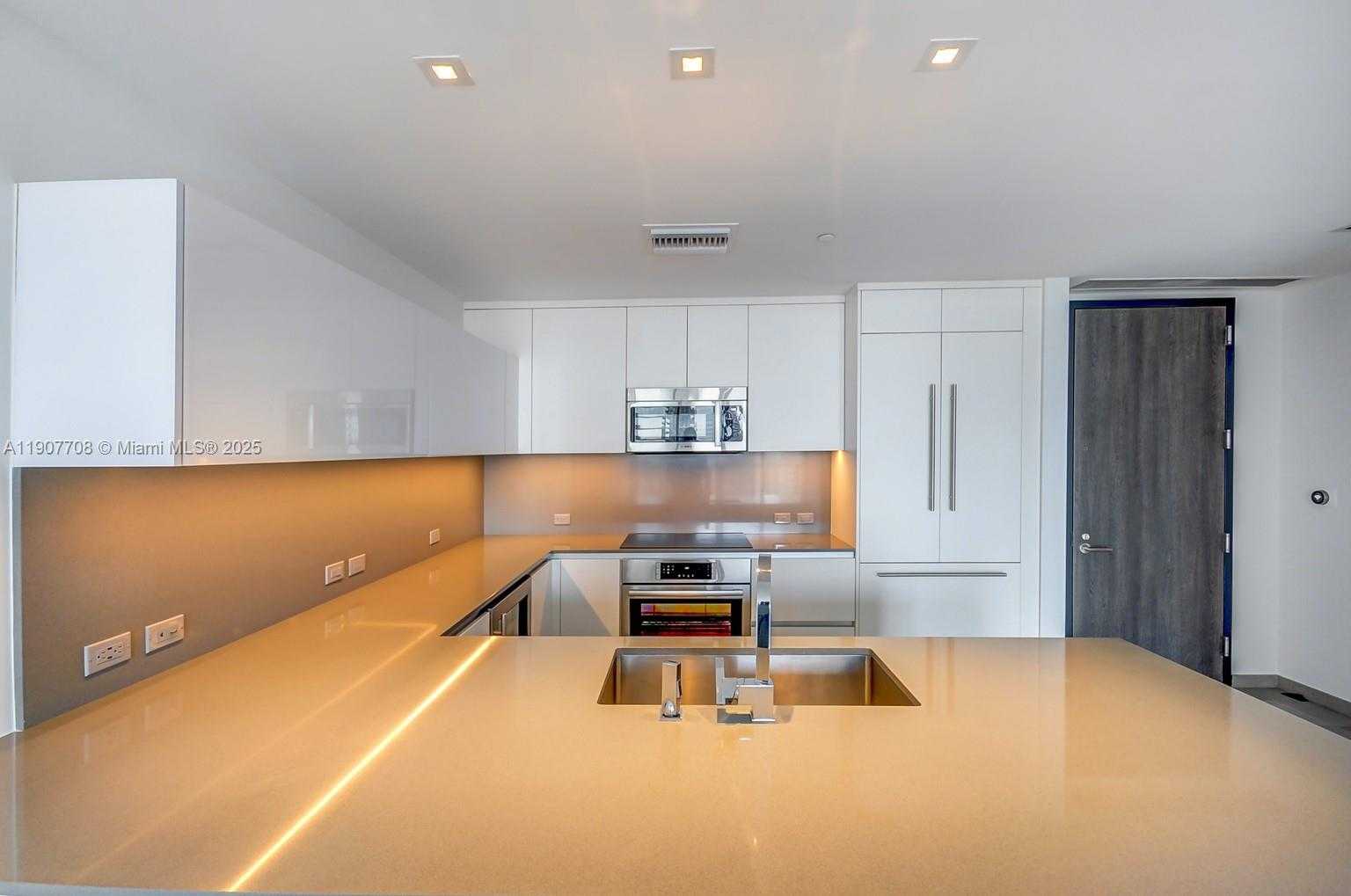 Small Image of 88 SOUTH WEST 7TH ST #2503, Miami Number 37