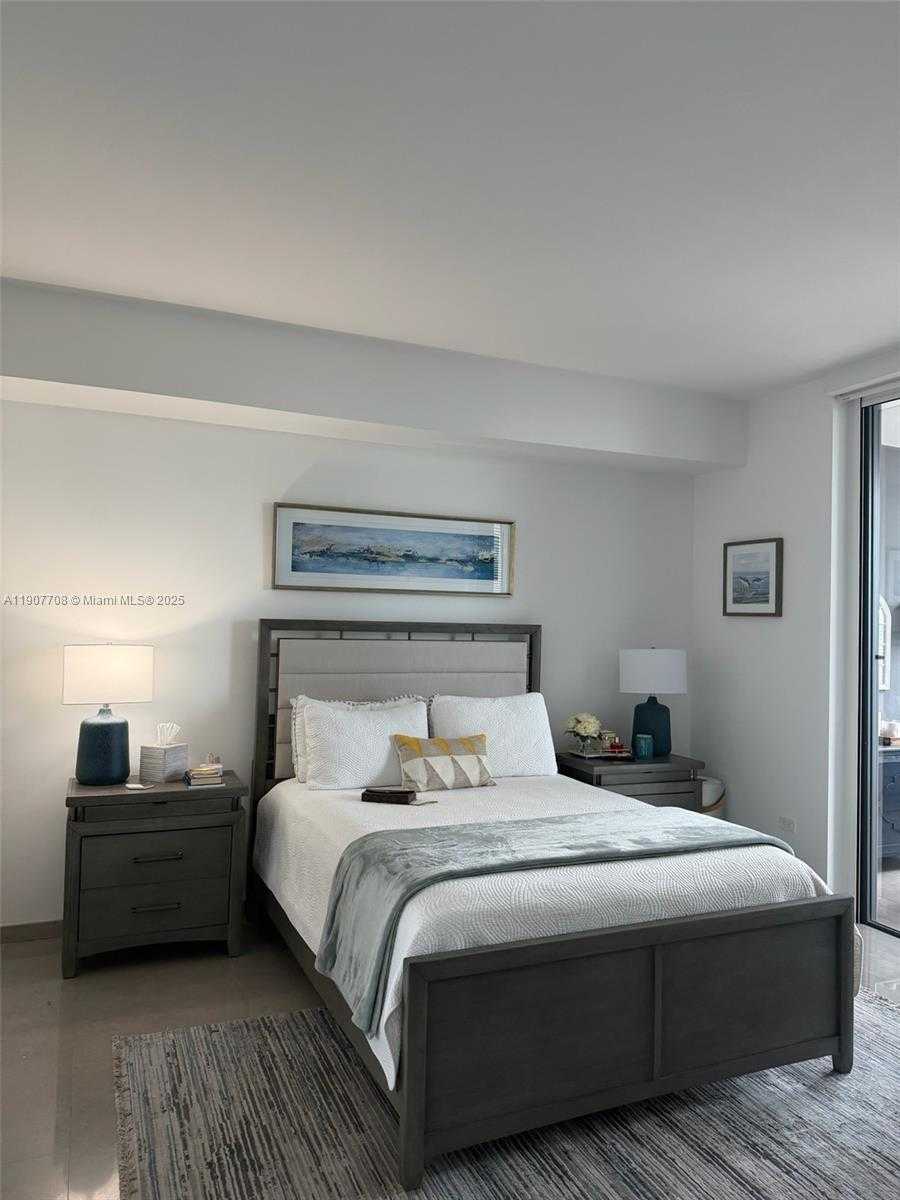 Small Image of 88 SOUTH WEST 7TH ST #2503, Miami Number 46