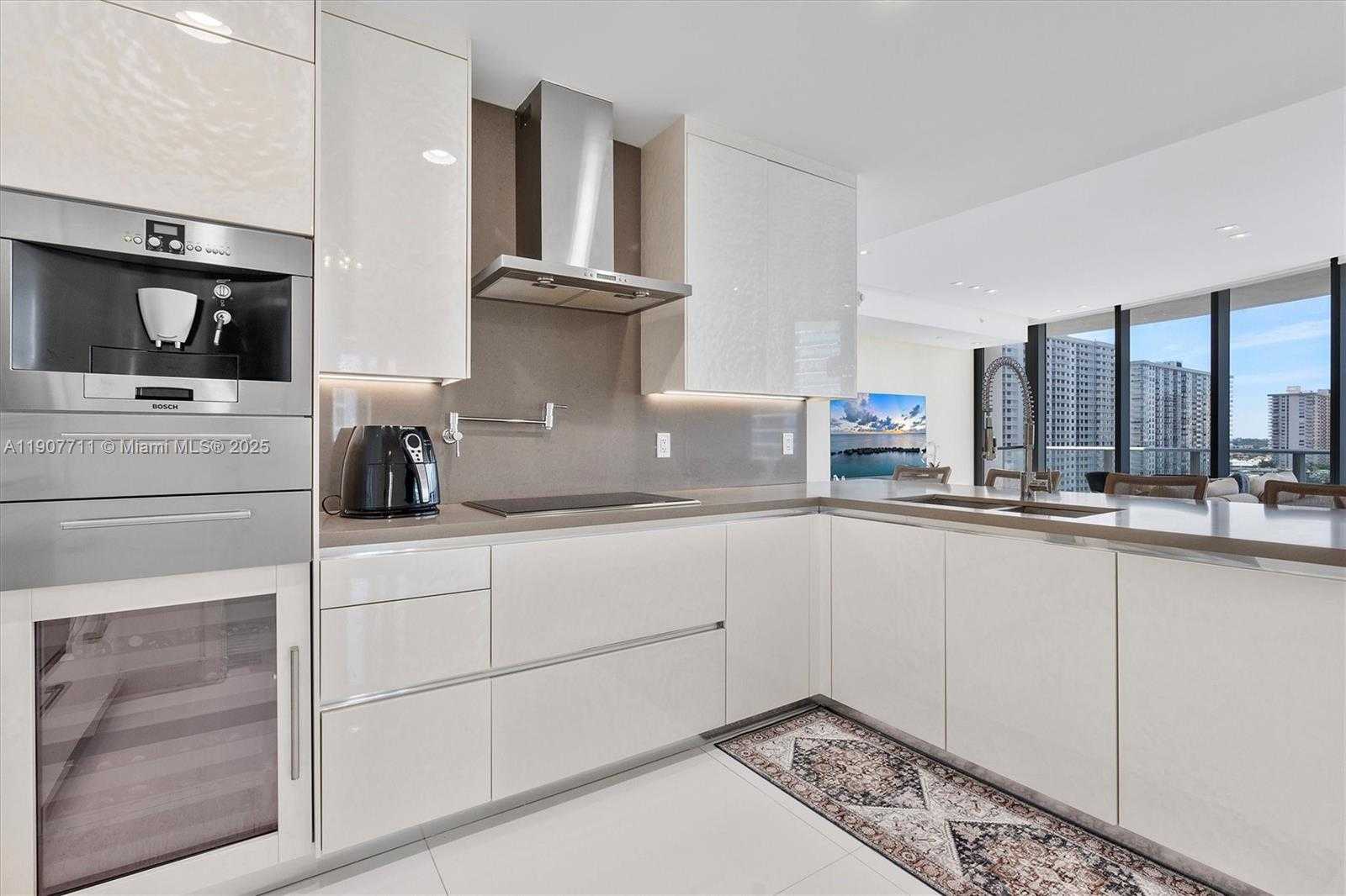 Small Image of 17475 COLLINS AVE #504, Sunny Isles Beach Number 10