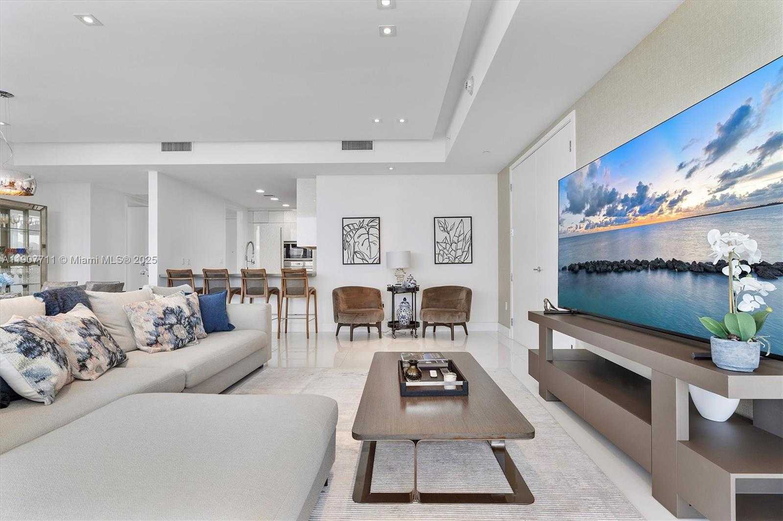 Small Image of 17475 COLLINS AVE #504, Sunny Isles Beach Number 6