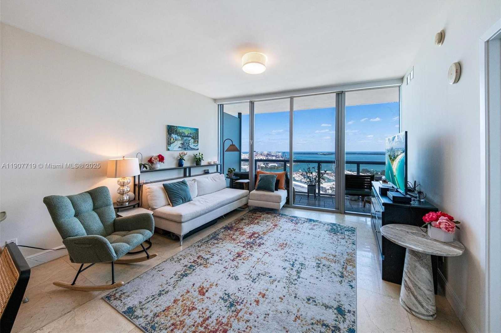 Small Image of 888 BISCAYNE BLVD #3207, Miami Number 12