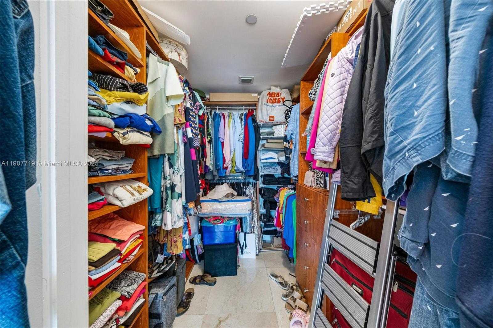 Small Image of 888 BISCAYNE BLVD #3207, Miami Number 19