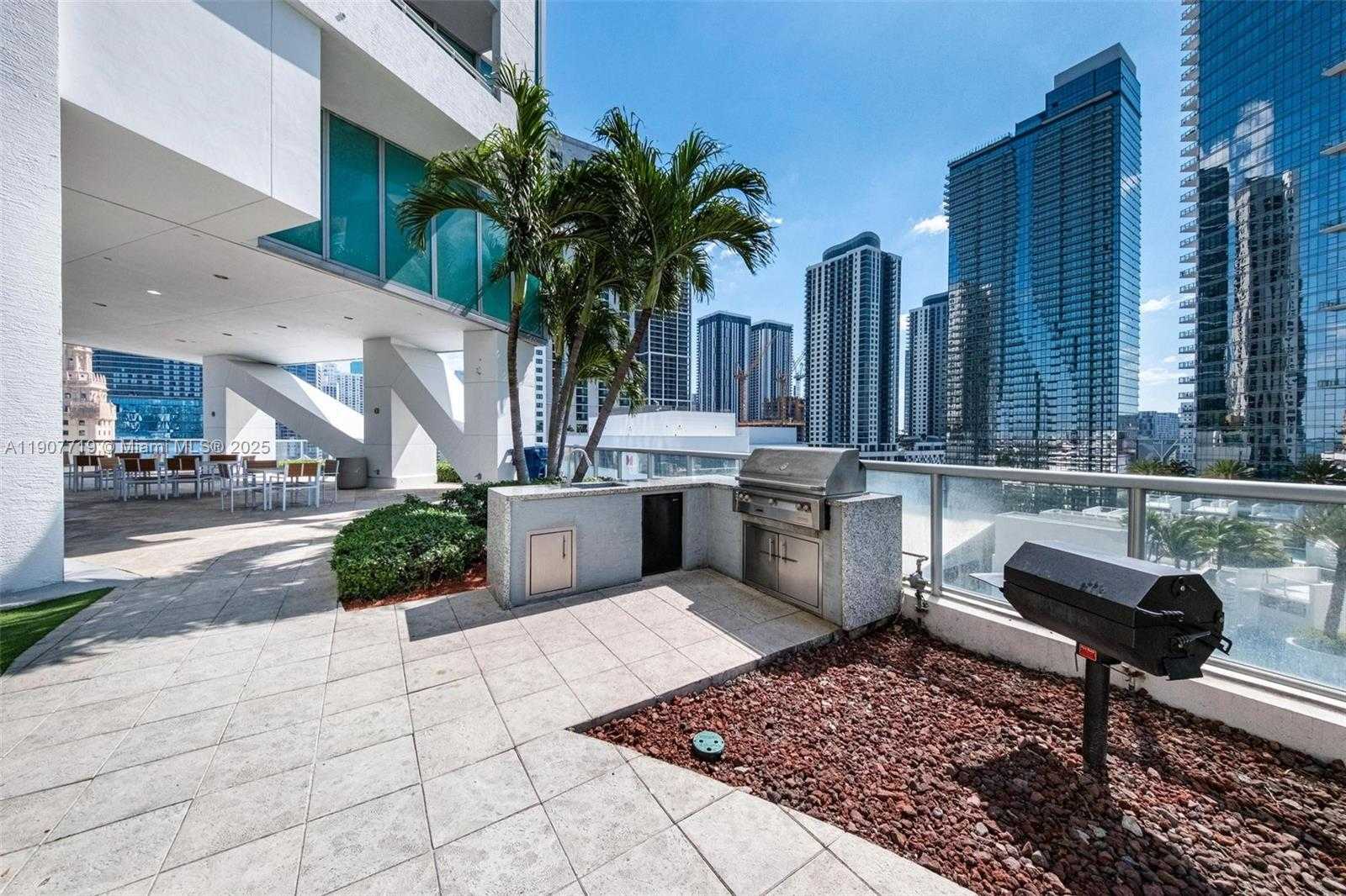 Small Image of 888 BISCAYNE BLVD #3207, Miami Number 26