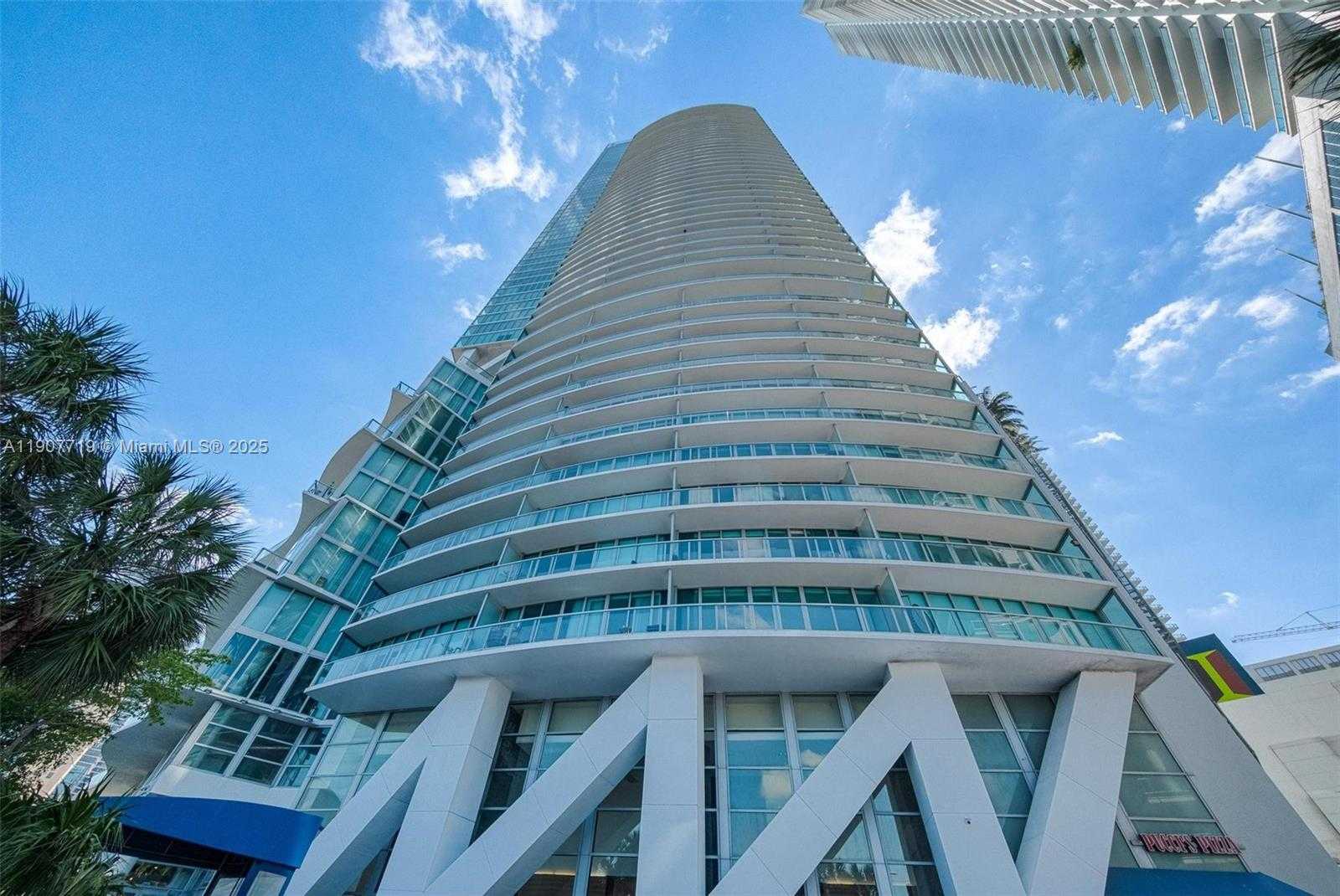 Small Image of 888 BISCAYNE BLVD #3207, Miami Number 28