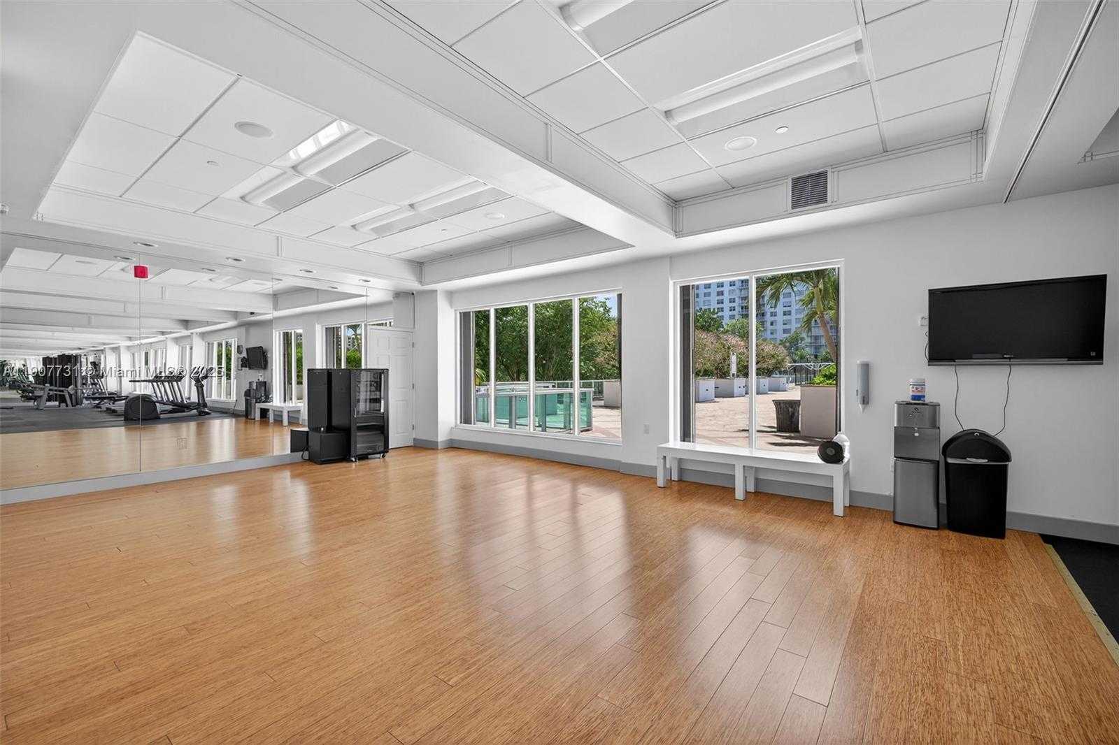 Small Image of 2851 NORTH EAST 183RD ST #605E, Aventura Number 19