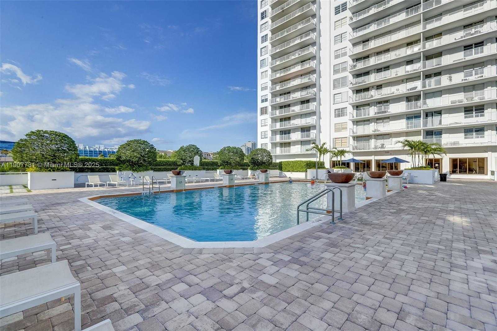 Small Image of 2851 NORTH EAST 183RD ST #605E, Aventura Number 32