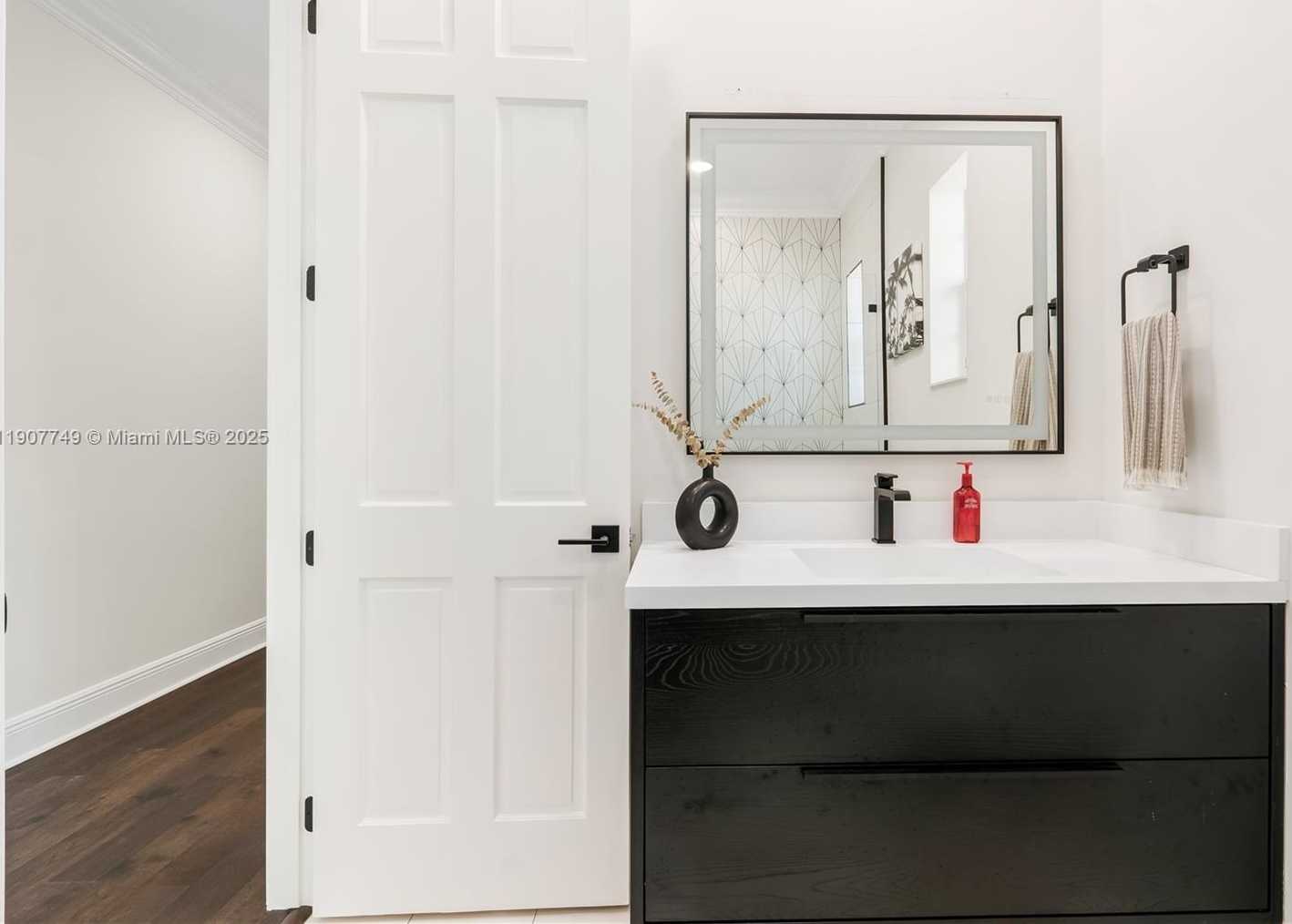 Small Image of 12008 NORTH WEST 69TH CT #12008, Parkland Number 15