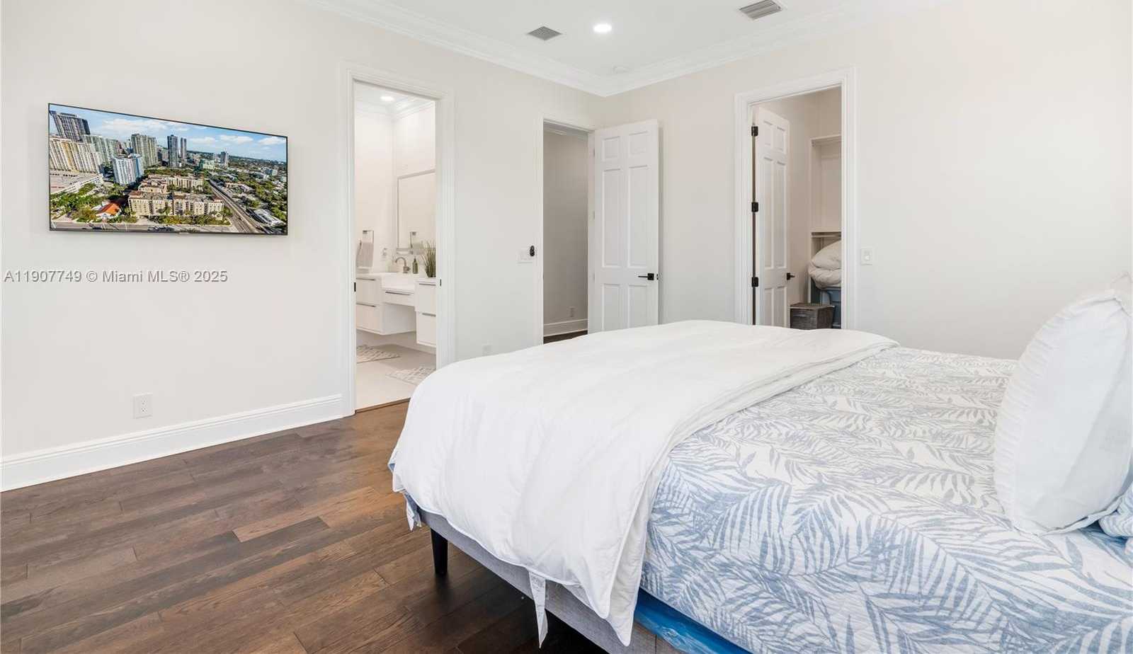 Small Image of 12008 NORTH WEST 69TH CT #12008, Parkland Number 23