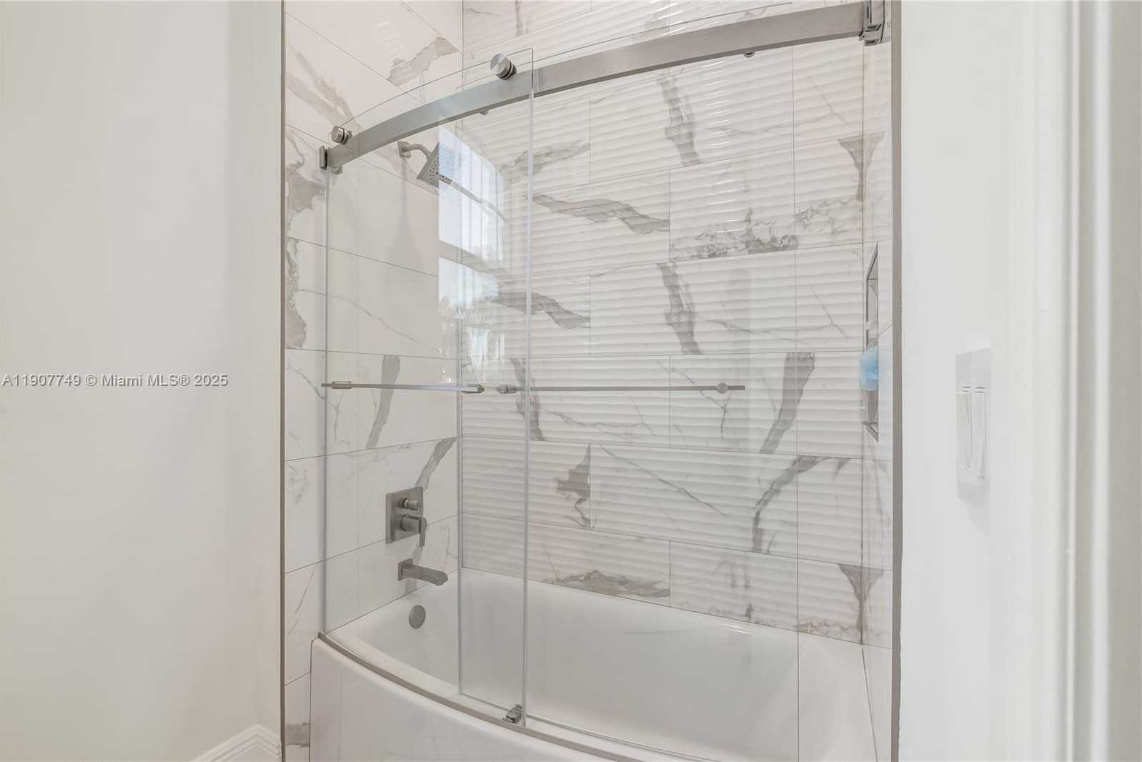 Small Image of 12008 NORTH WEST 69TH CT #12008, Parkland Number 27