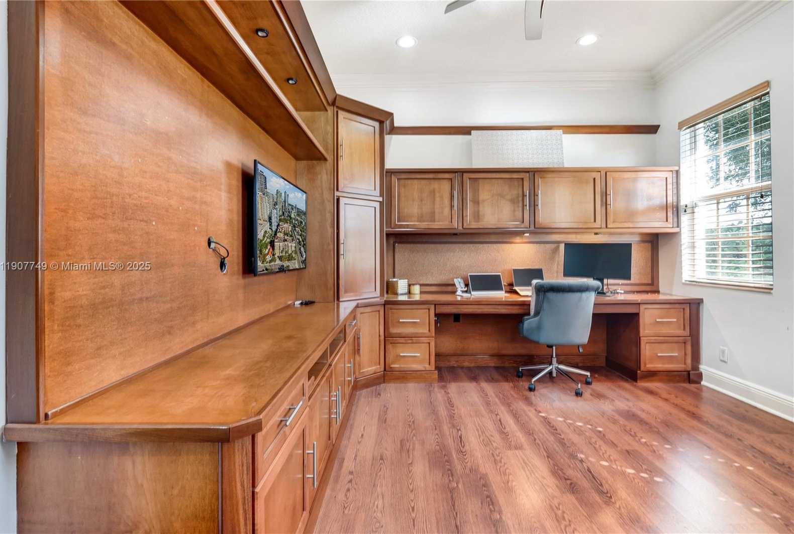 Small Image of 12008 NORTH WEST 69TH CT #12008, Parkland Number 43