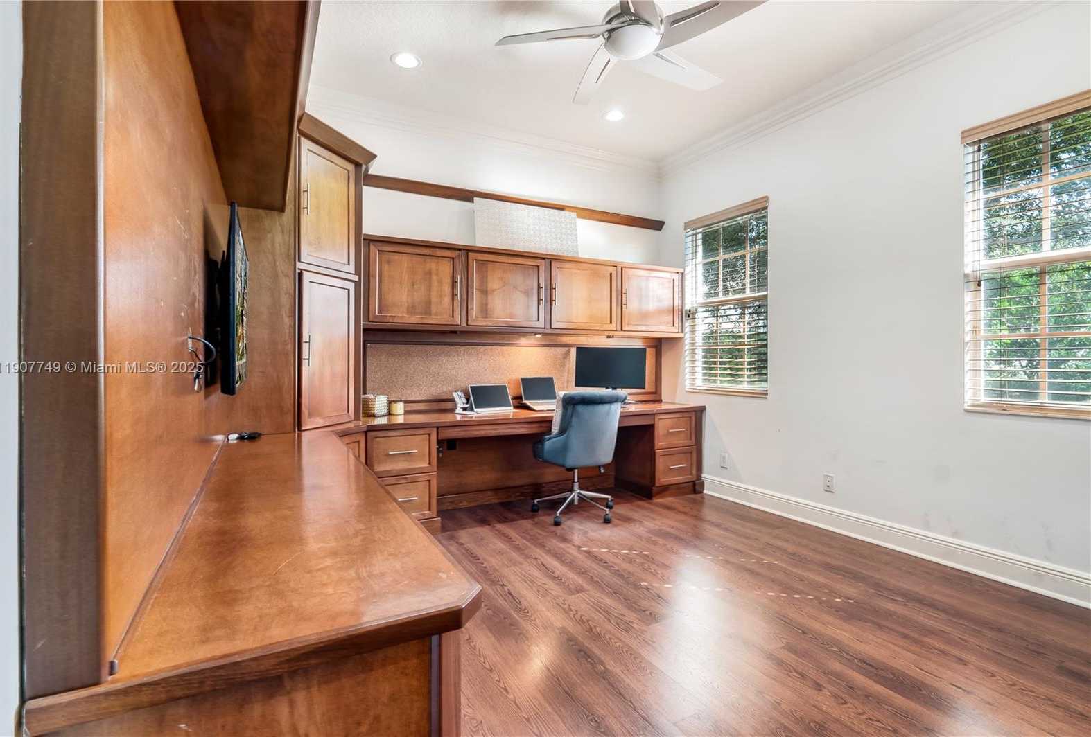 Small Image of 12008 NORTH WEST 69TH CT #12008, Parkland Number 44